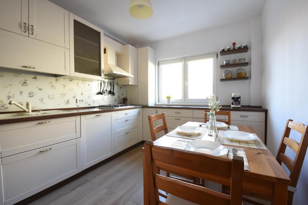 Ketal Apartment Braşov Eksteriør billede